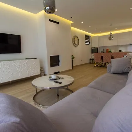 Mi Casa Villa *