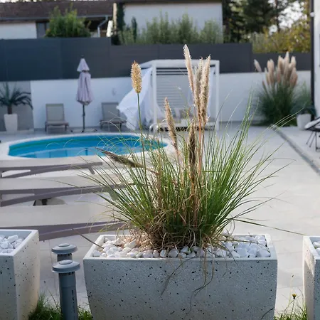 Villa Mi Casa