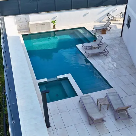 Mi Casa *